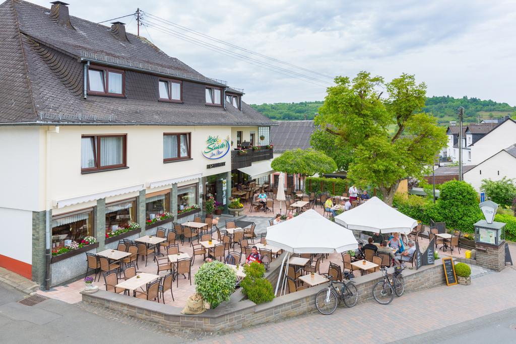 Eifel Hotel Schneider Am Maar Gmbh シャルケンメーレン エクステリア 写真